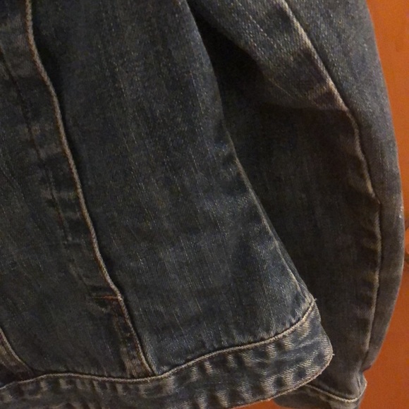 Guess Jean Jacket - Size Medium - Picture 7 of 9